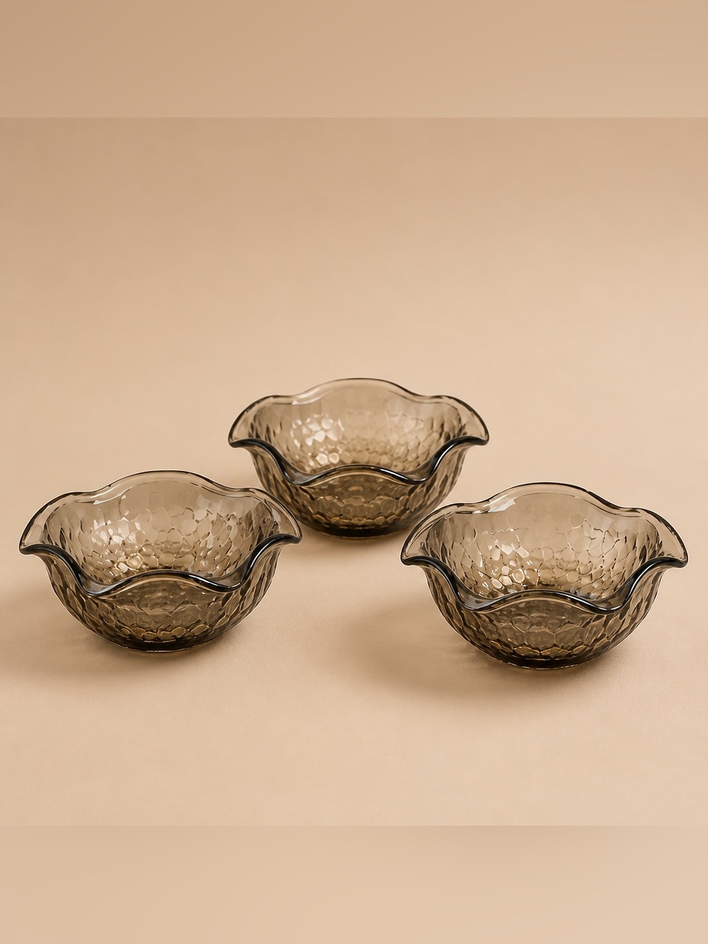 Indiana Glass Set of 3 Smokey Color Diamond pattern and ruffled edge Bowls